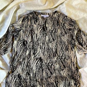 Beautiful Loyal Hana Nursing Shirt